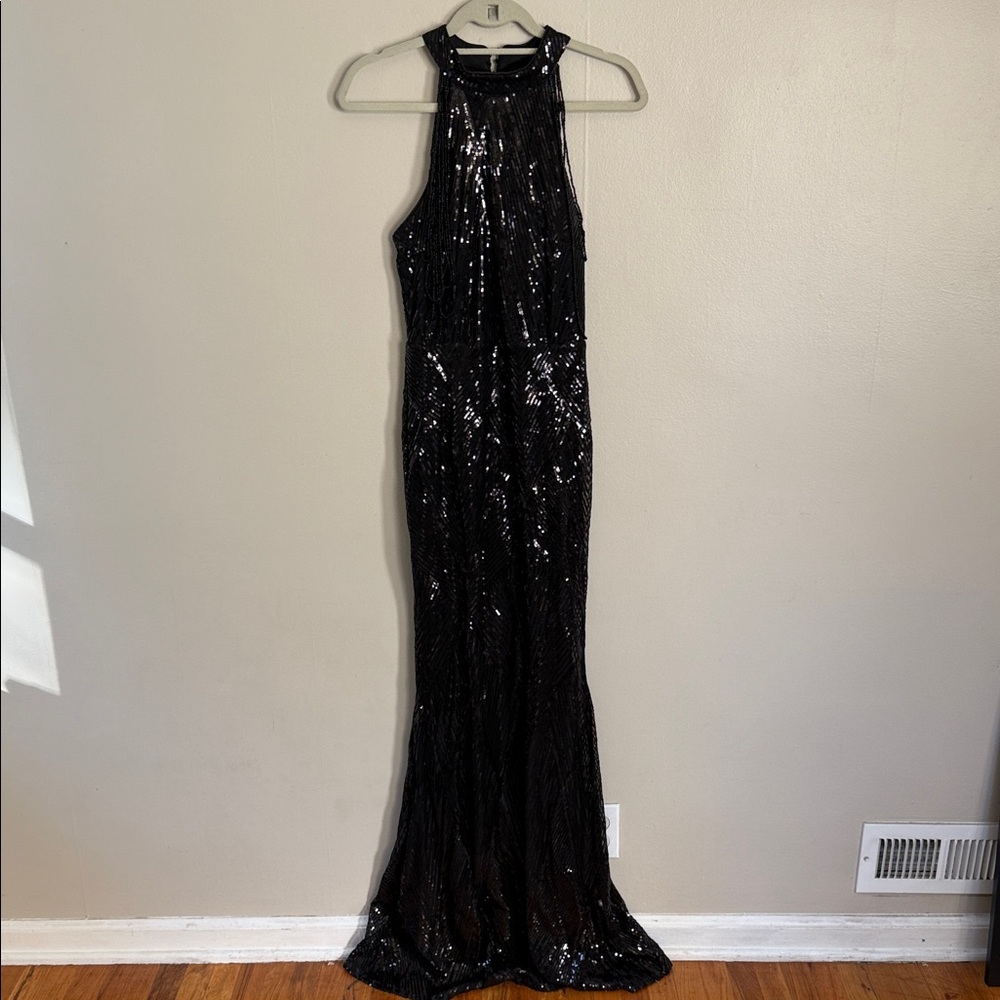 Elegant Black Sequin Evening Gown with Train